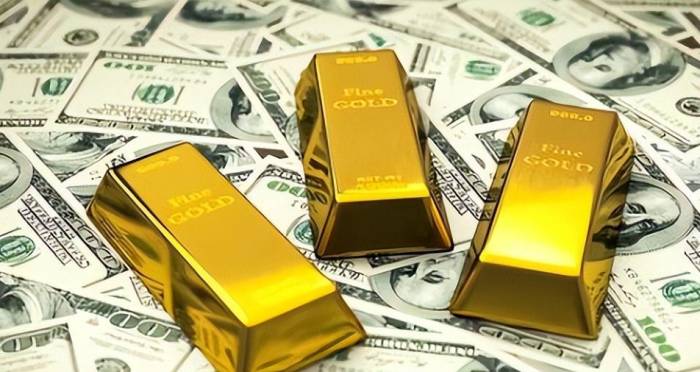 Central Bank Halts Gold Purchases Amid $3 Trillion Reserves